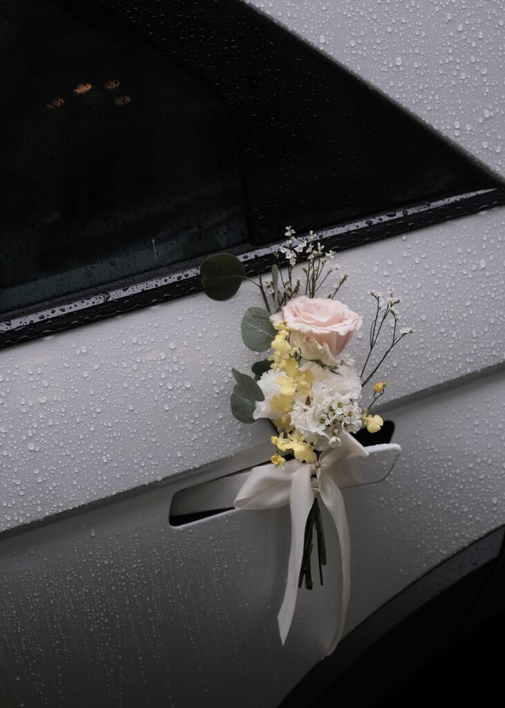 Bridal Wedding Car Decor