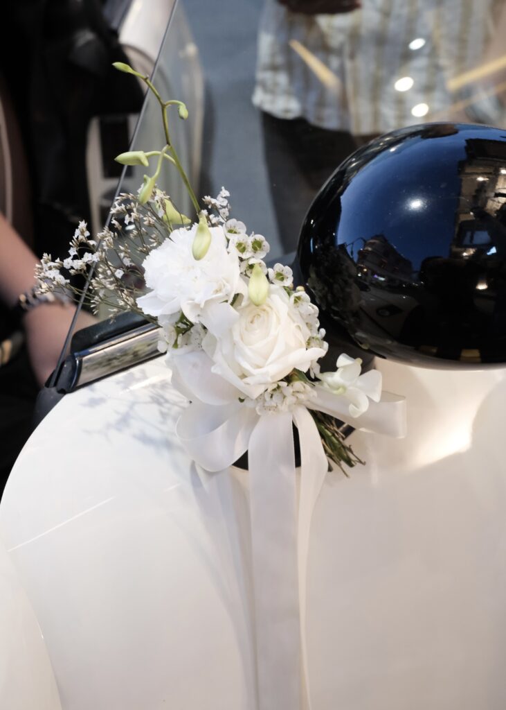 Bridal Wedding Car Decoration