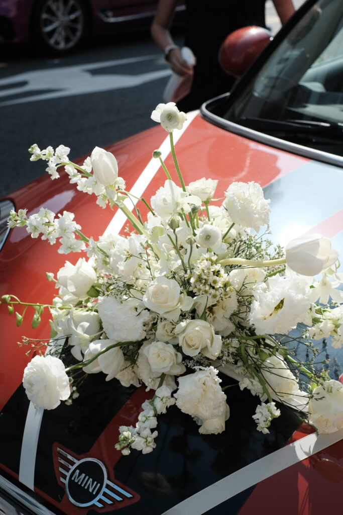 Elegant Wedding Car Decor